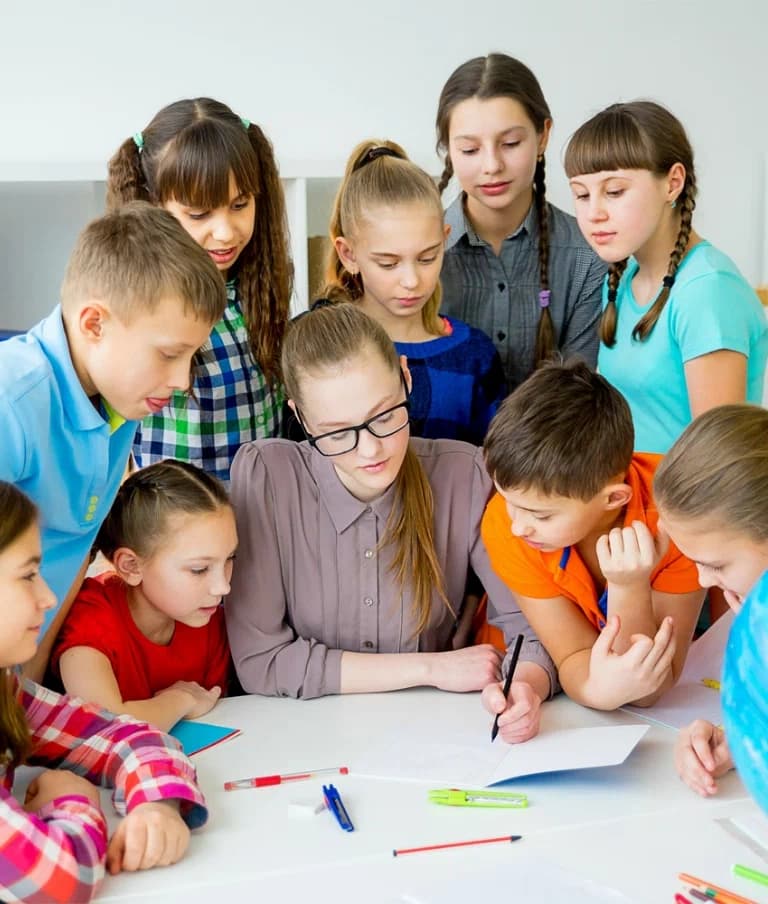 Zajęcia grupowe — angielski — Akademia Nowych Wyzwań